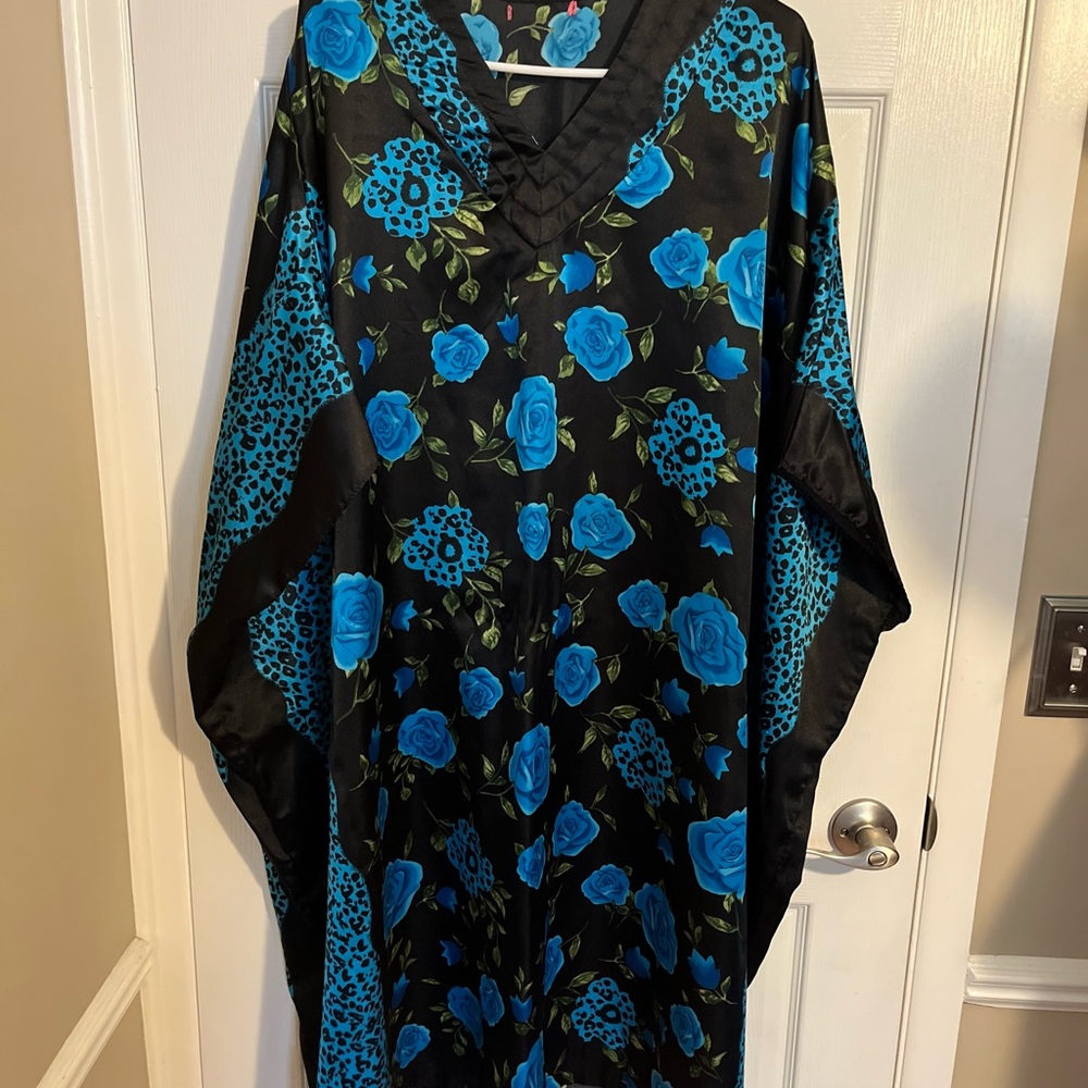 Black and Blue Floral Kaftan